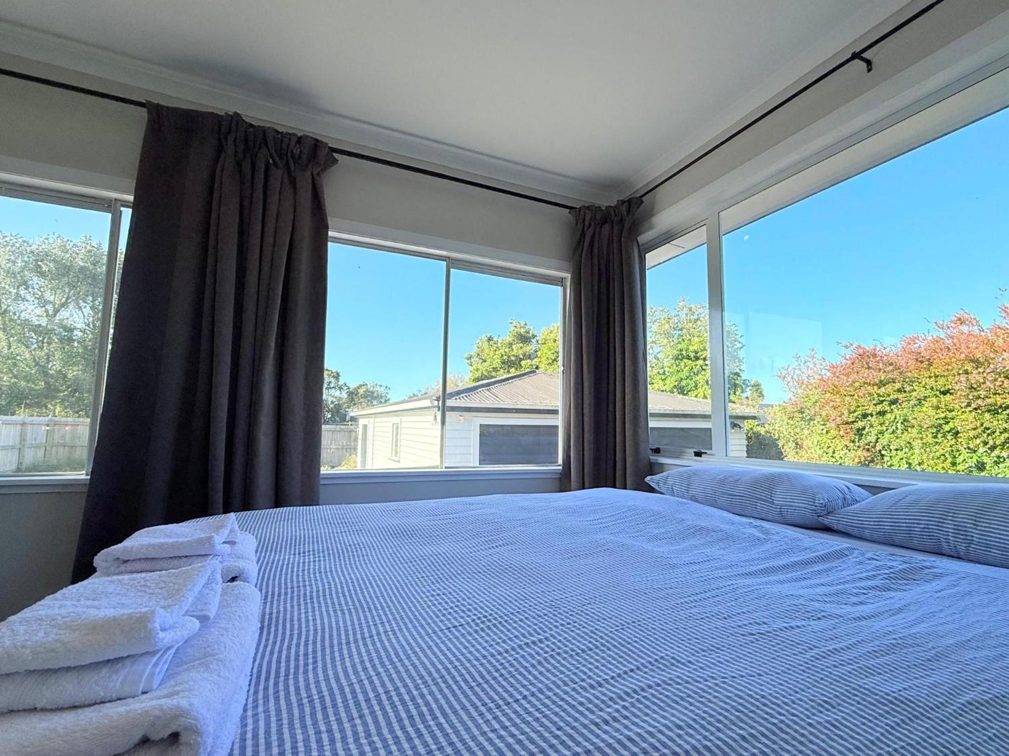 Cozy Taranaki Homestay Stratford Exterior photo