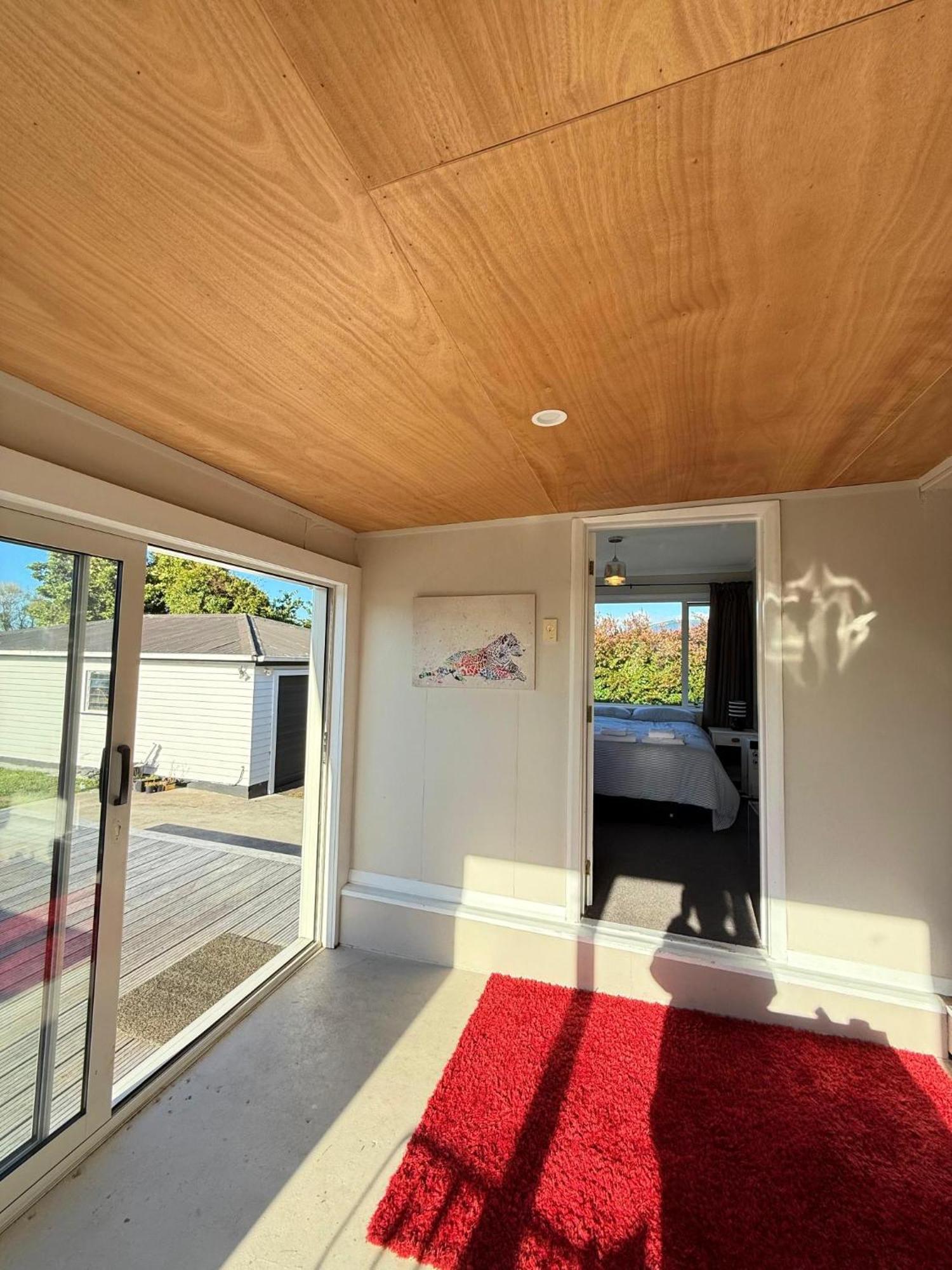 Cozy Taranaki Homestay Stratford Exterior photo